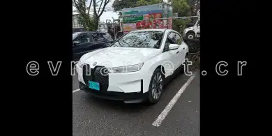 BMW iX 2024 – EVMarket Costa Rica